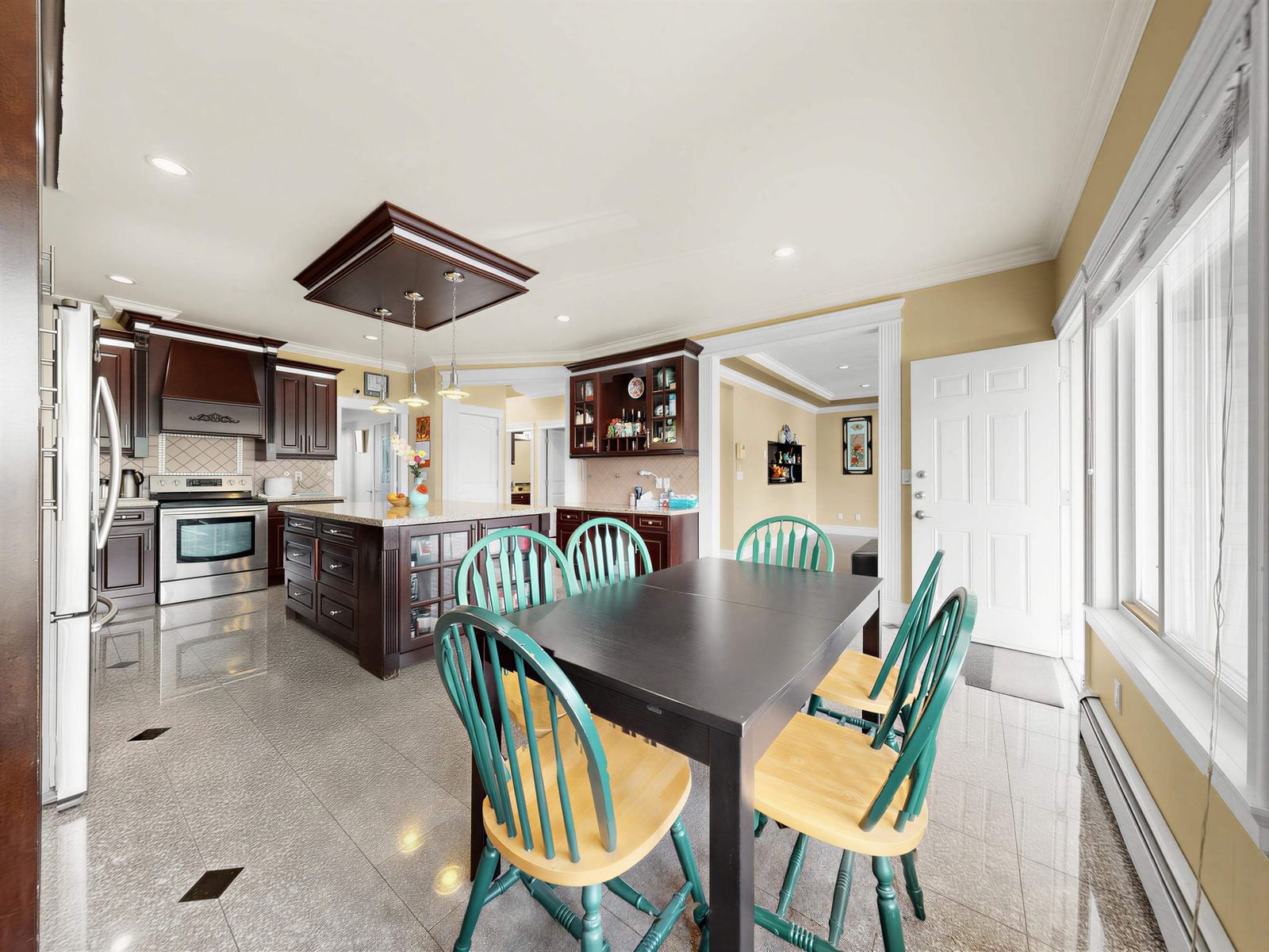 Listing Image 16