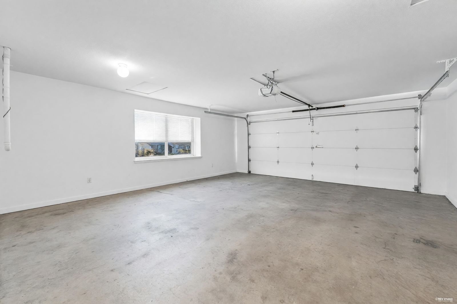 Listing Image 37