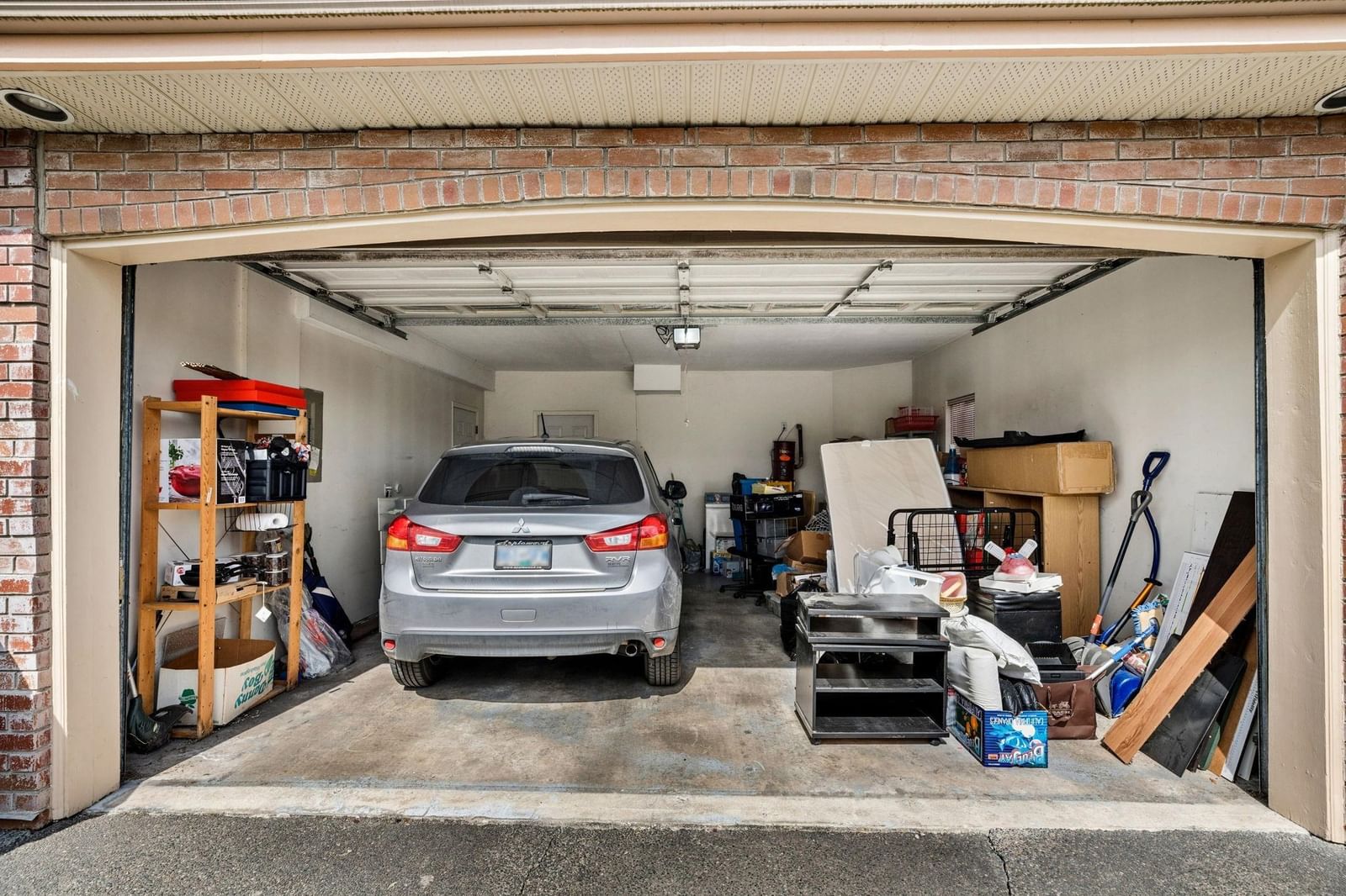 Listing Image 27