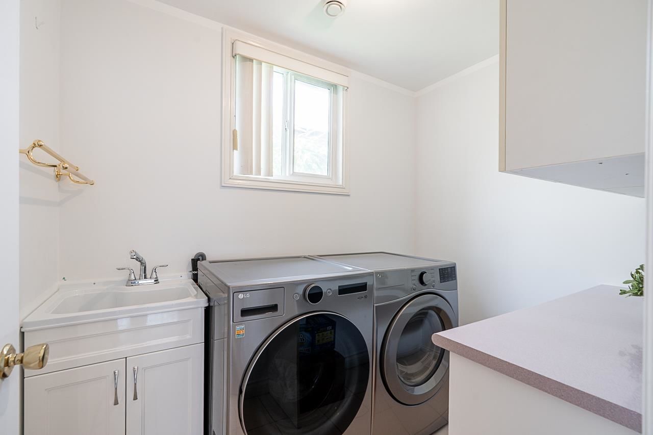 Listing Image 18