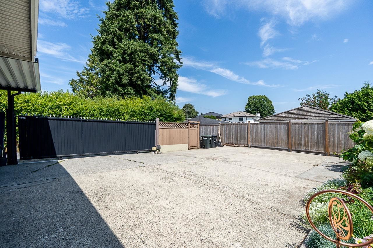 Listing Image 25