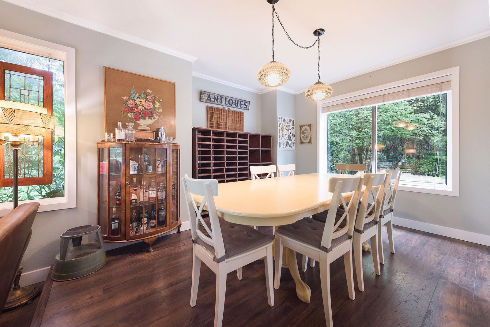Listing Image 12