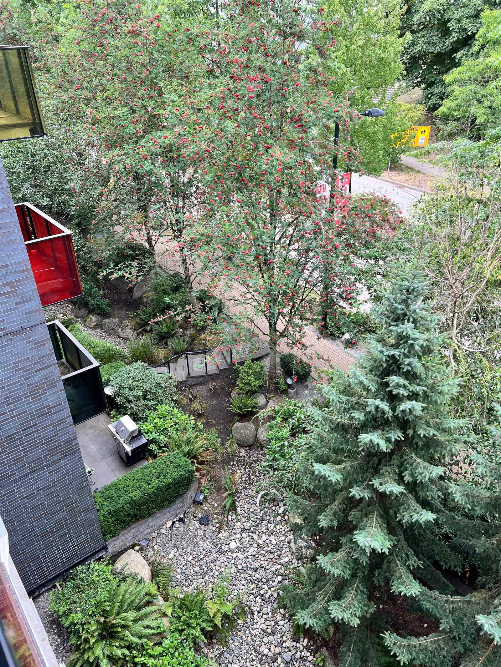 Listing Image 22