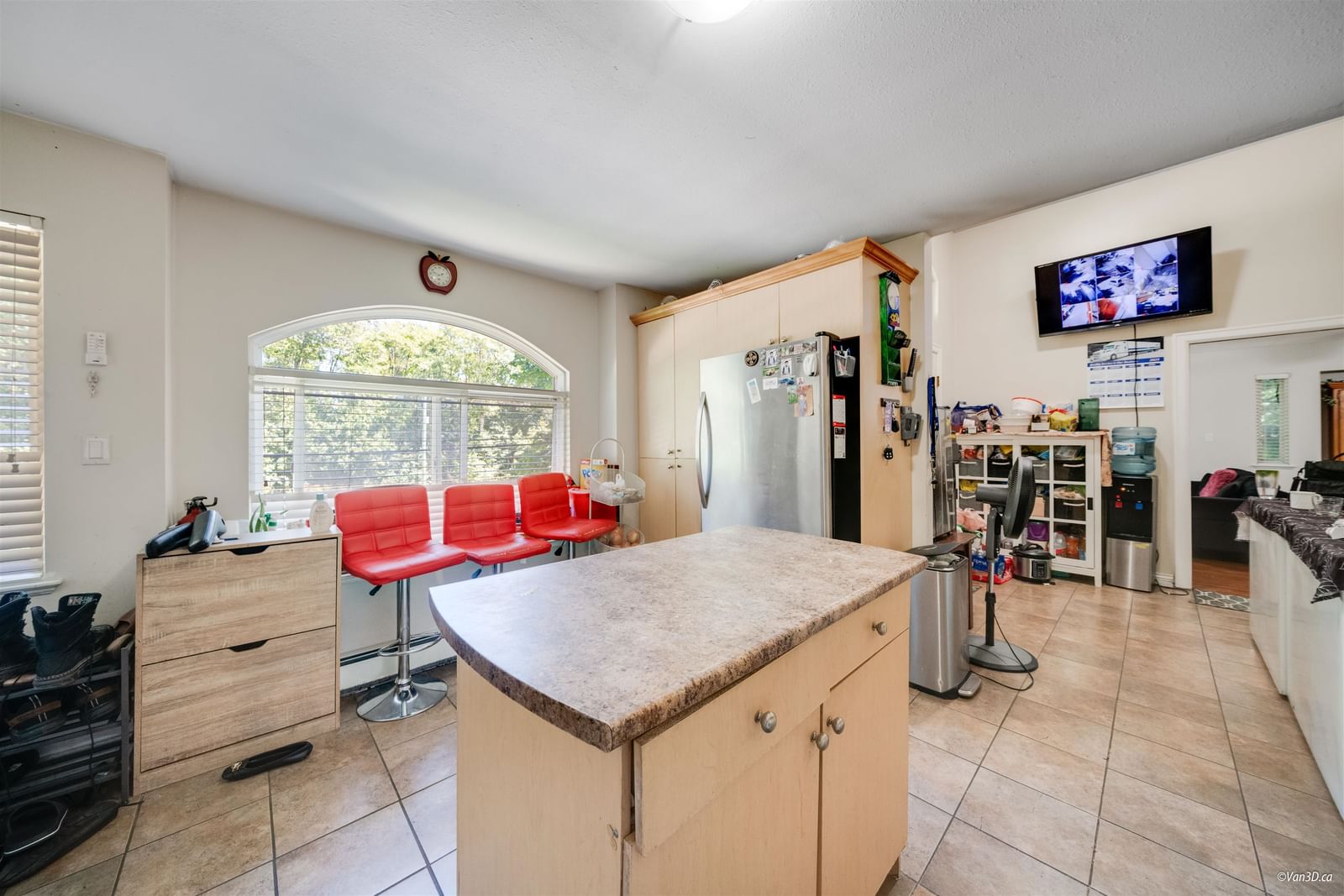 Listing Image 16