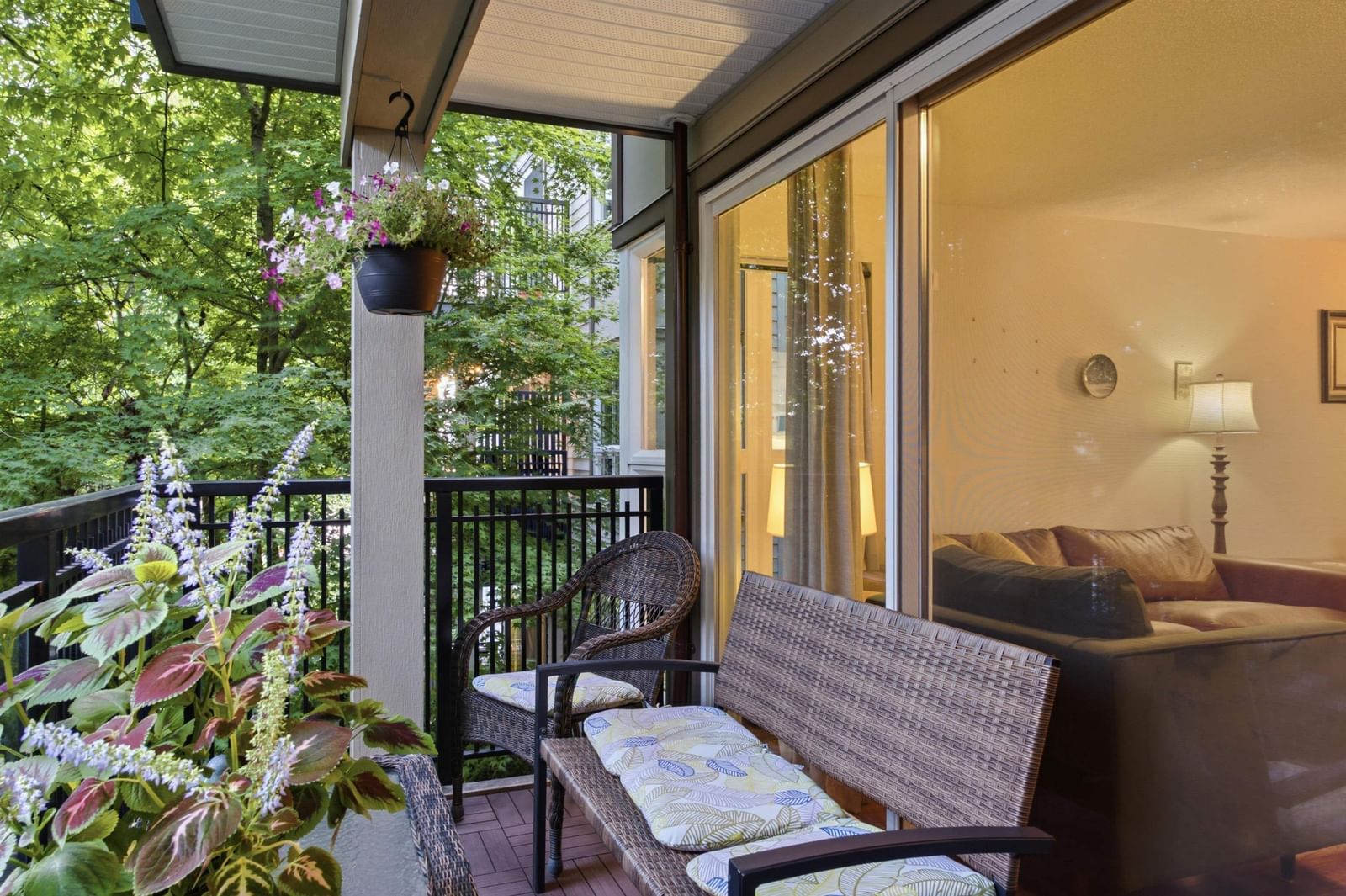 Listing Image 19
