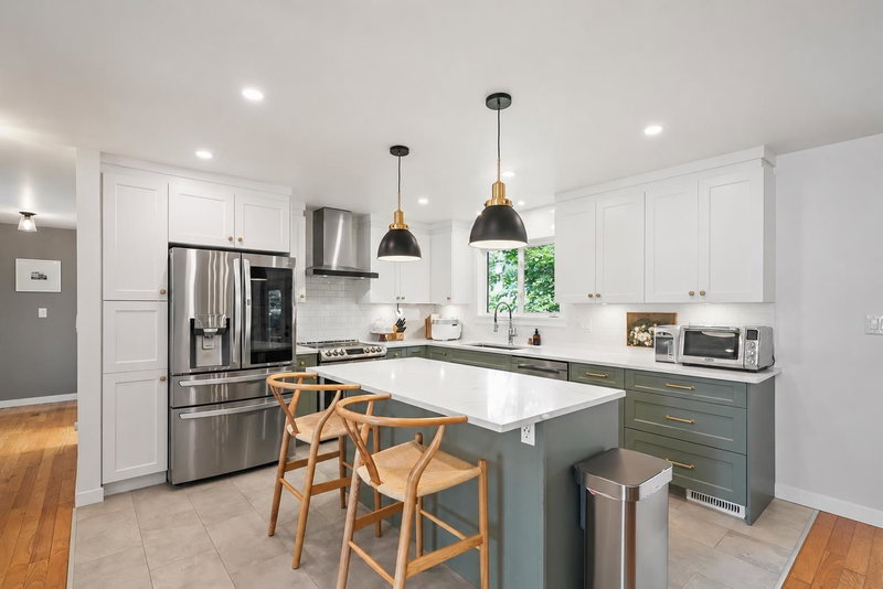 1071 Spar Drive