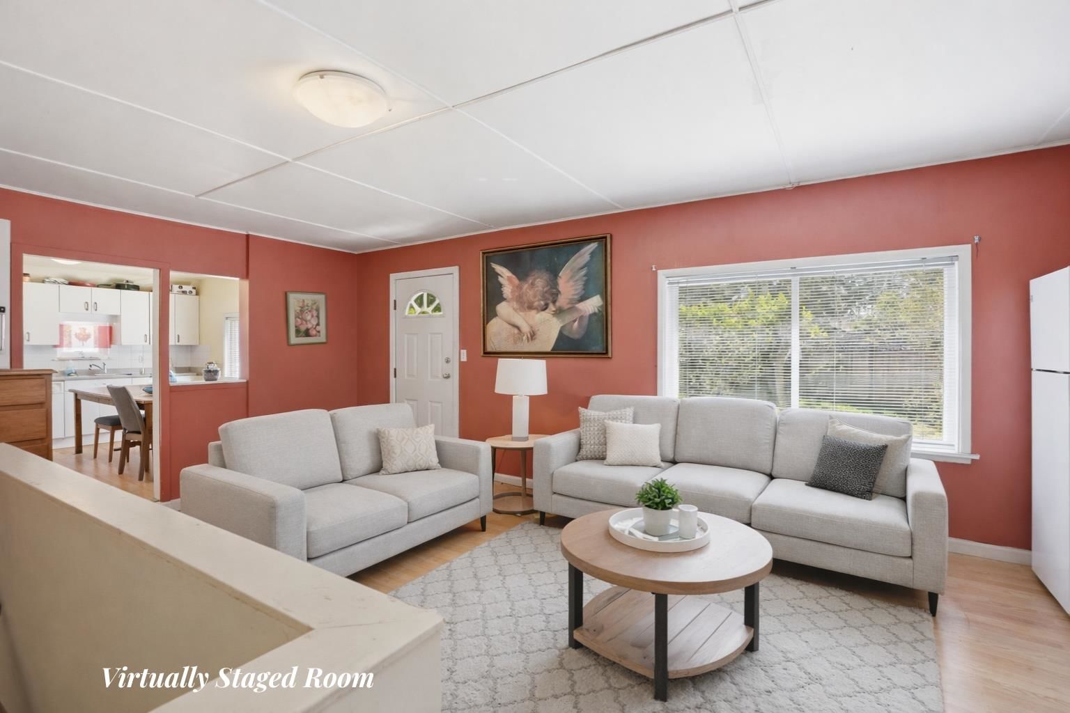 Listing Image 11