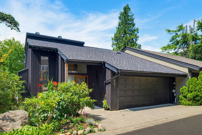 5623 Eagle Court
