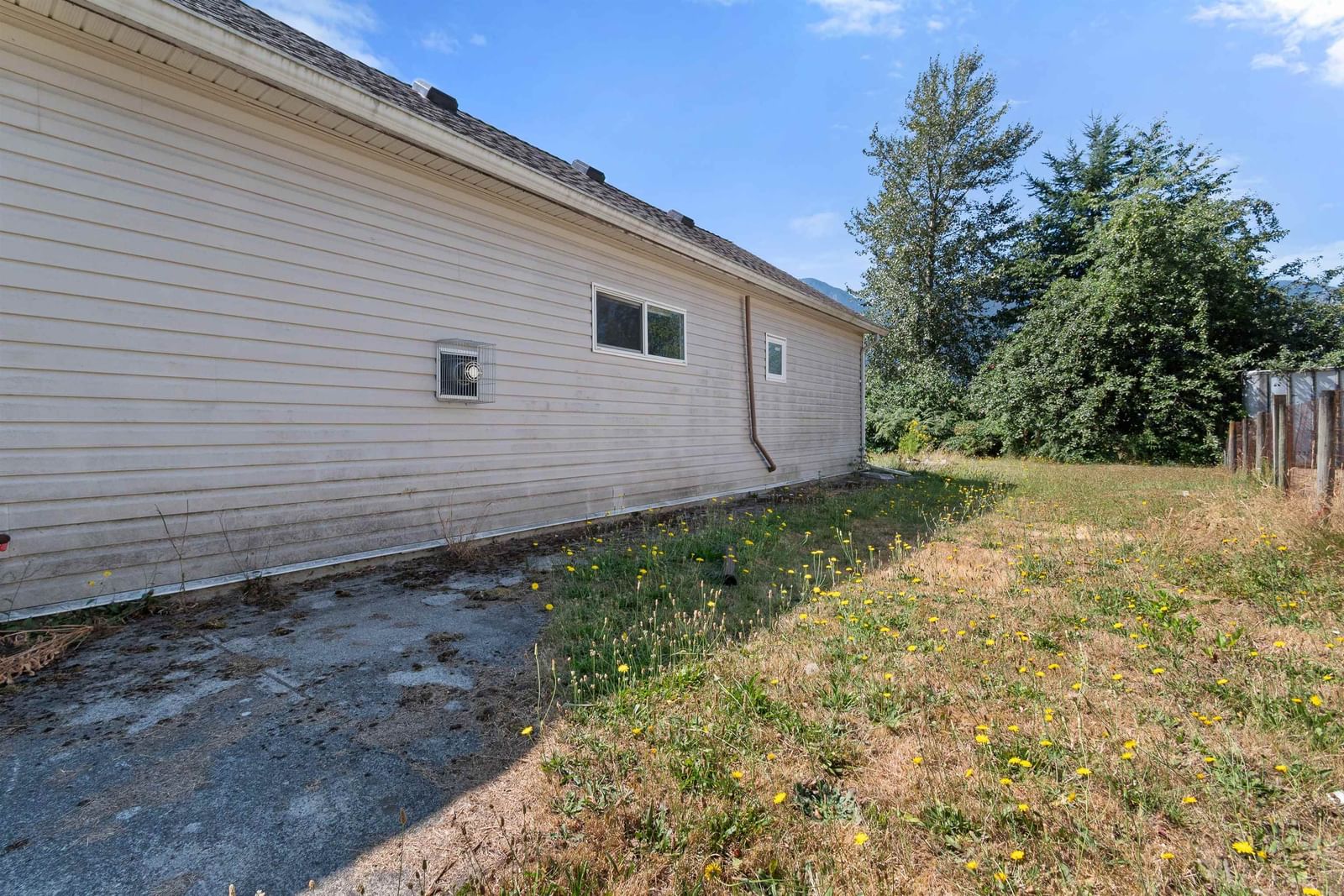 Listing Image 29