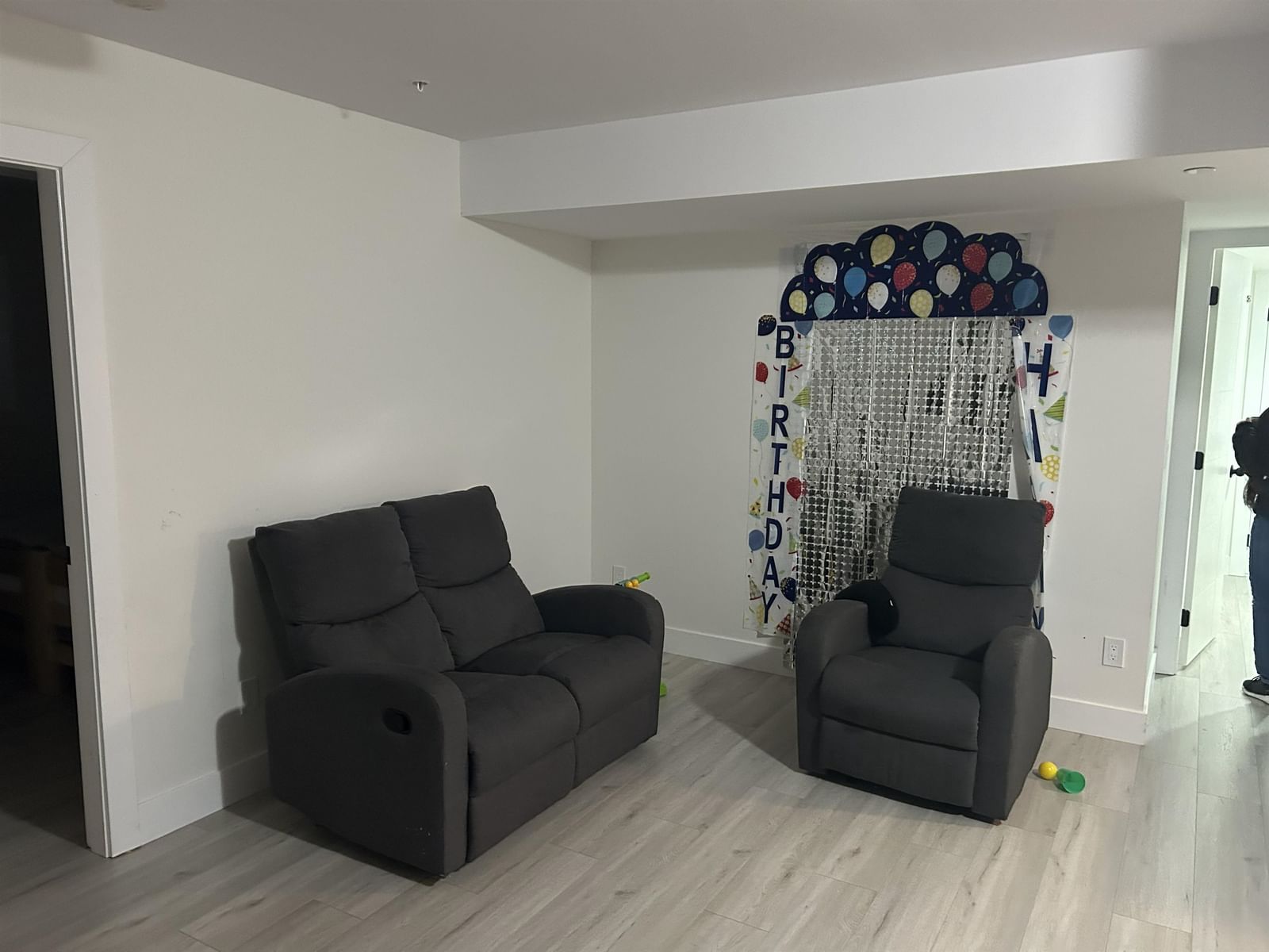 Listing Image 20
