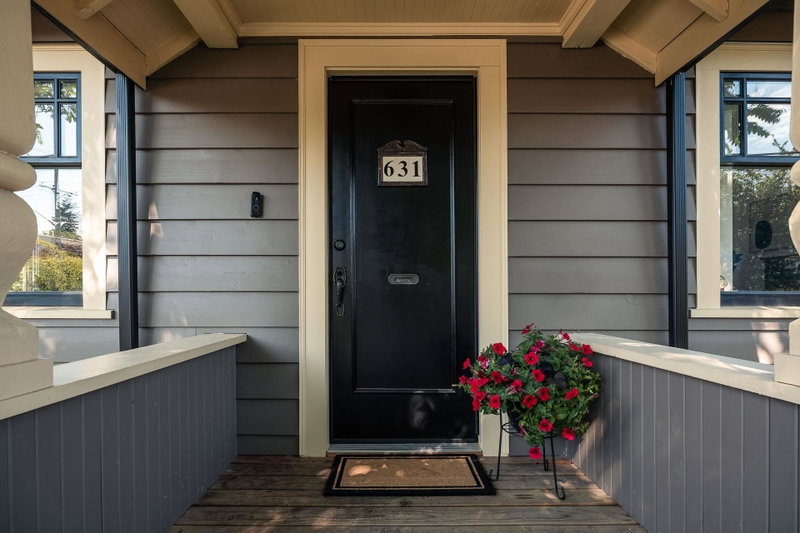 631 Second Street