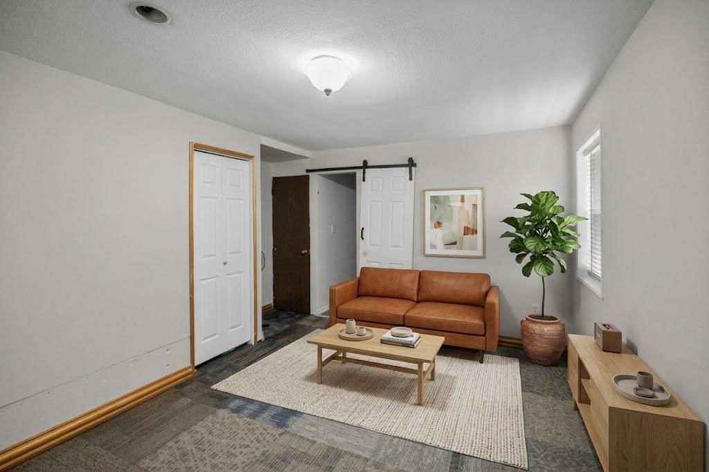 Listing Image 27
