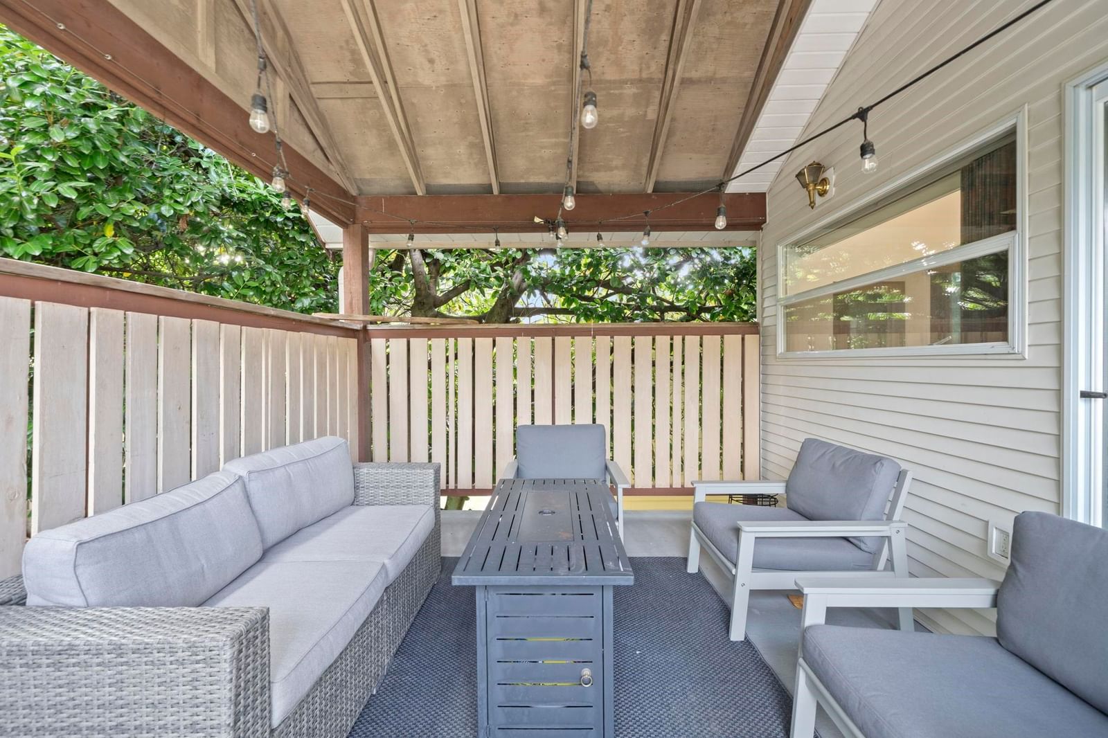 Listing Image 17