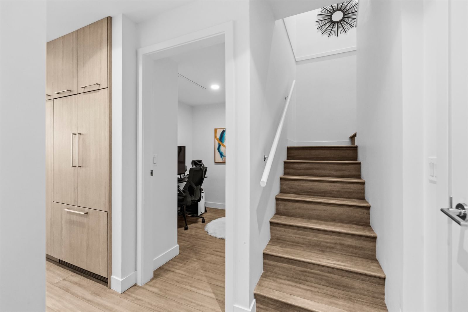 Listing Image 21