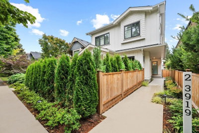 2 - 3919 18th Avenue W