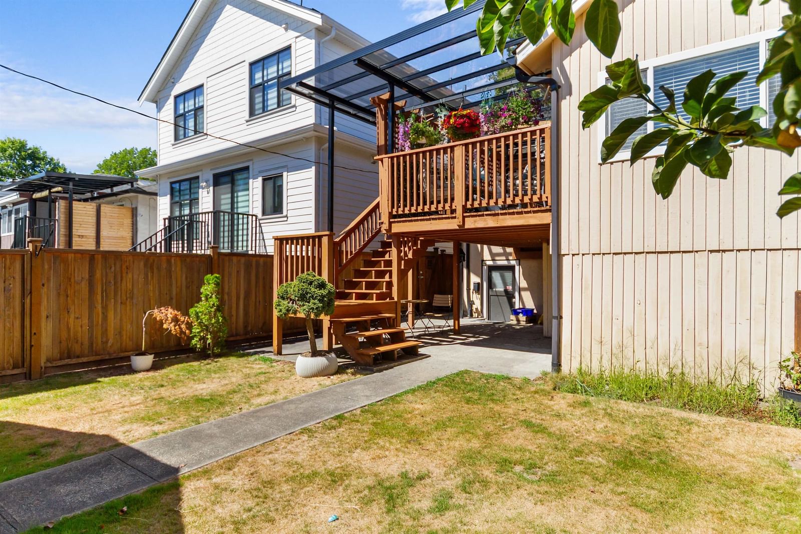 Listing Image 19