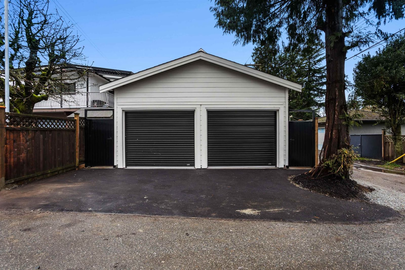 Listing Image 22