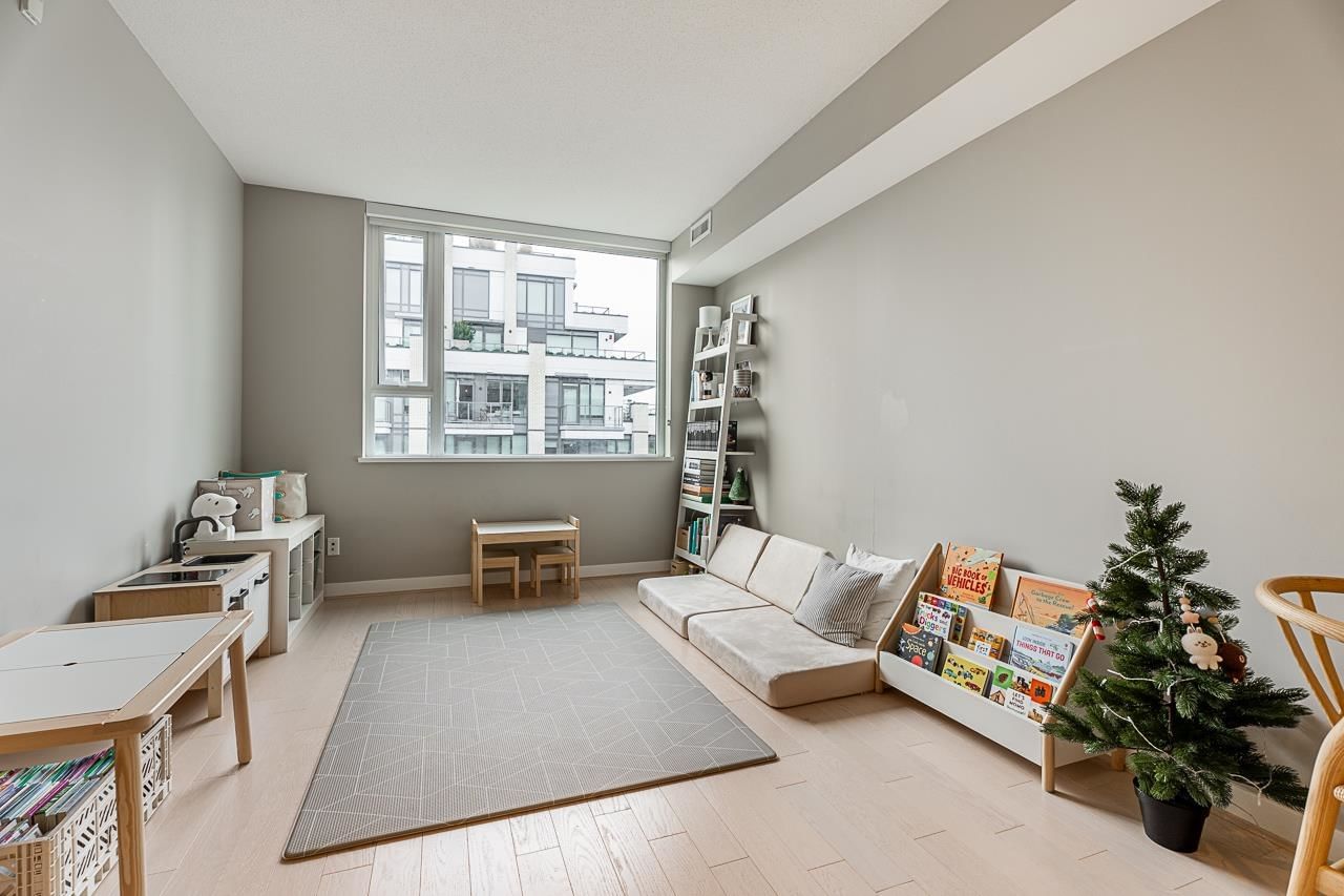 Listing Image 15