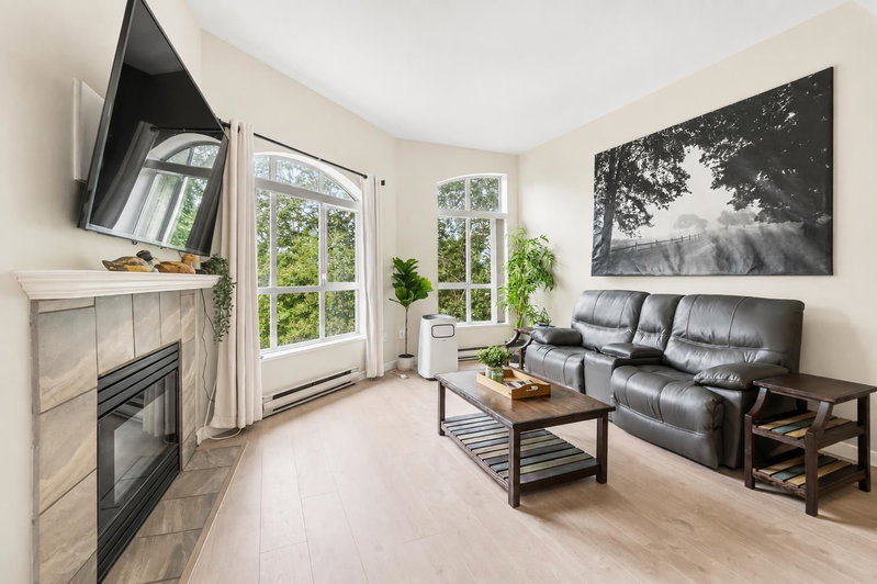 408 - 2551 Parkview Lane