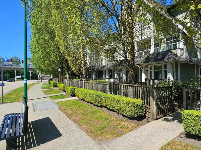 47 - 6965 Hastings Street