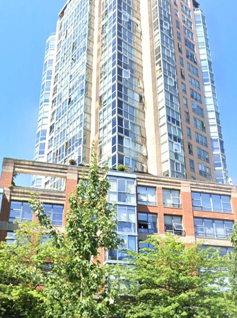 71 - 1233 Pacific Boulevard