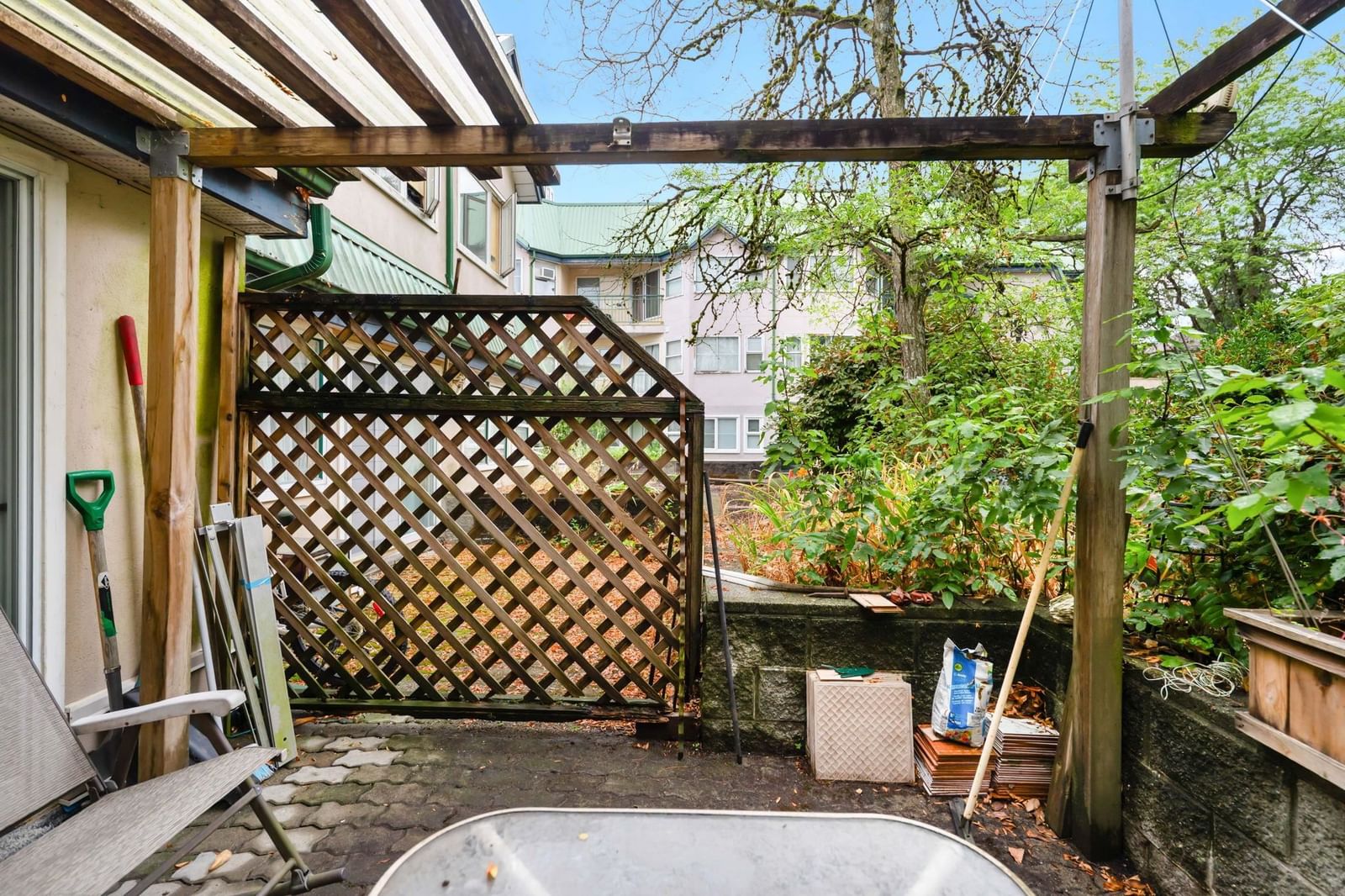 Listing Image 25