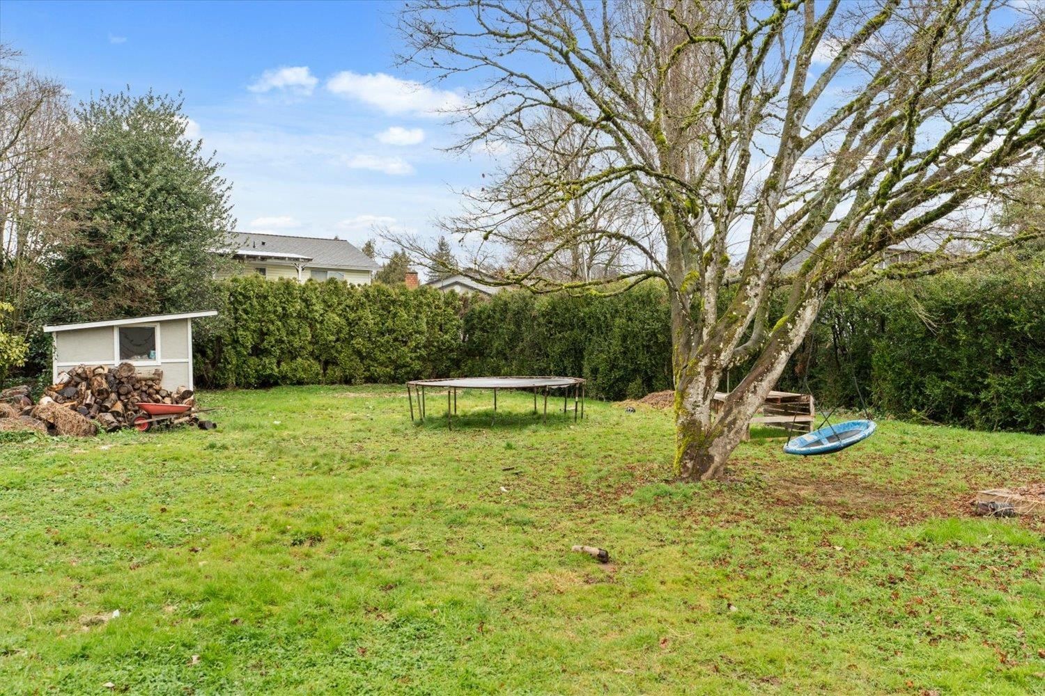 Listing Image 28
