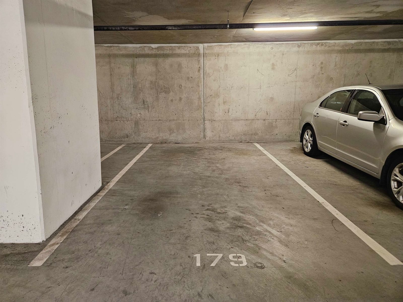 Listing Image 20