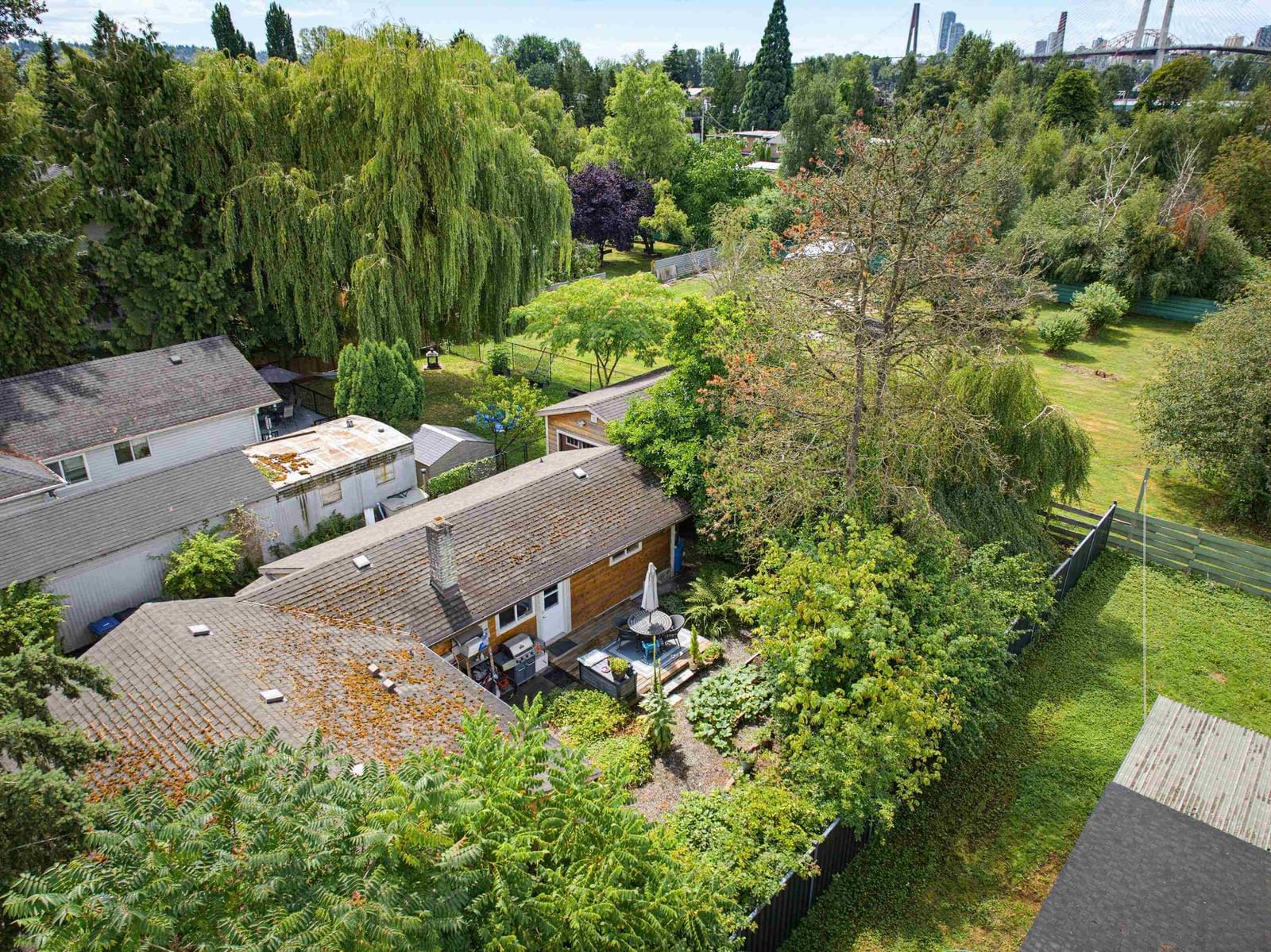 Listing Image 18