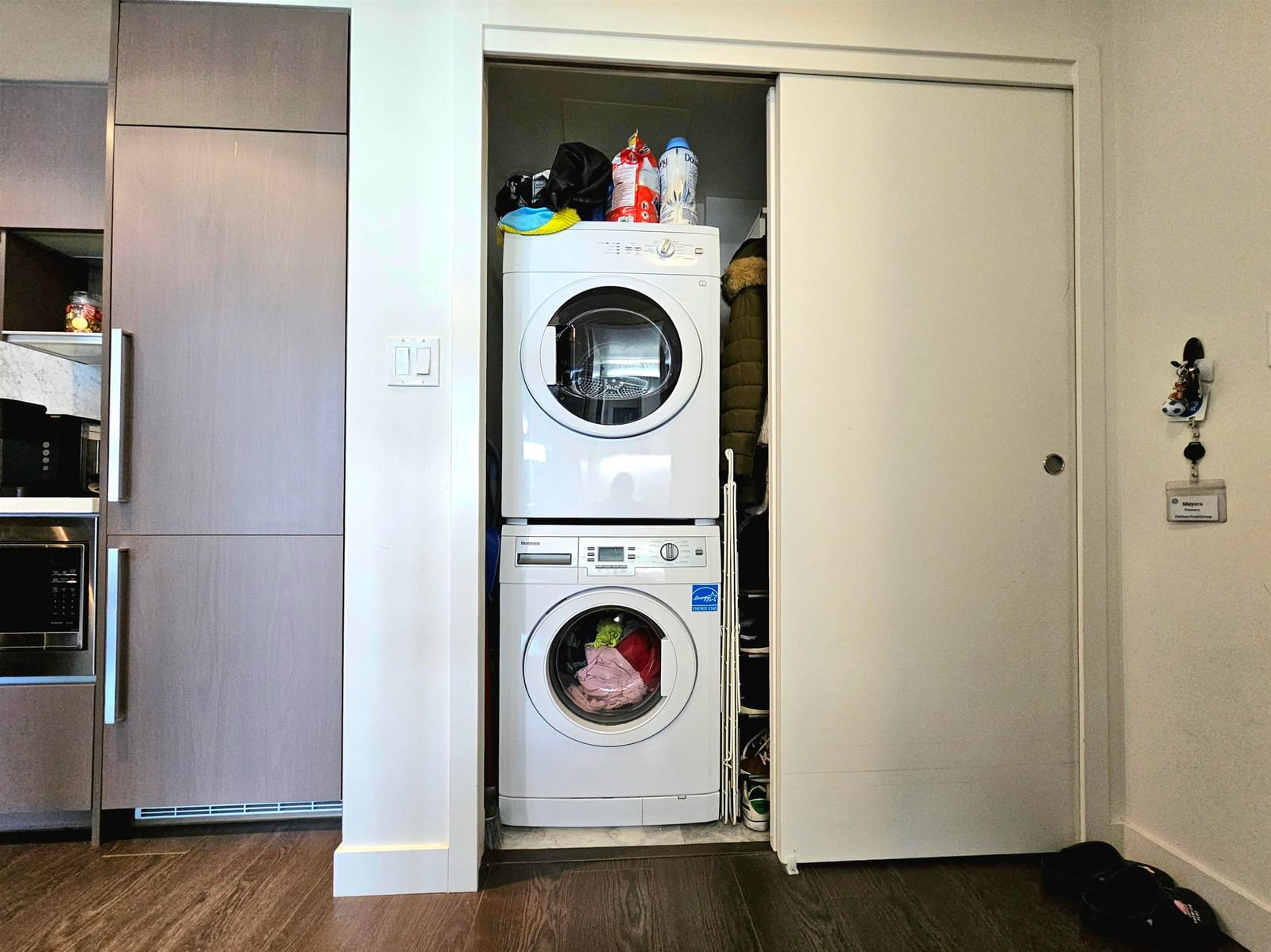 Listing Image 12