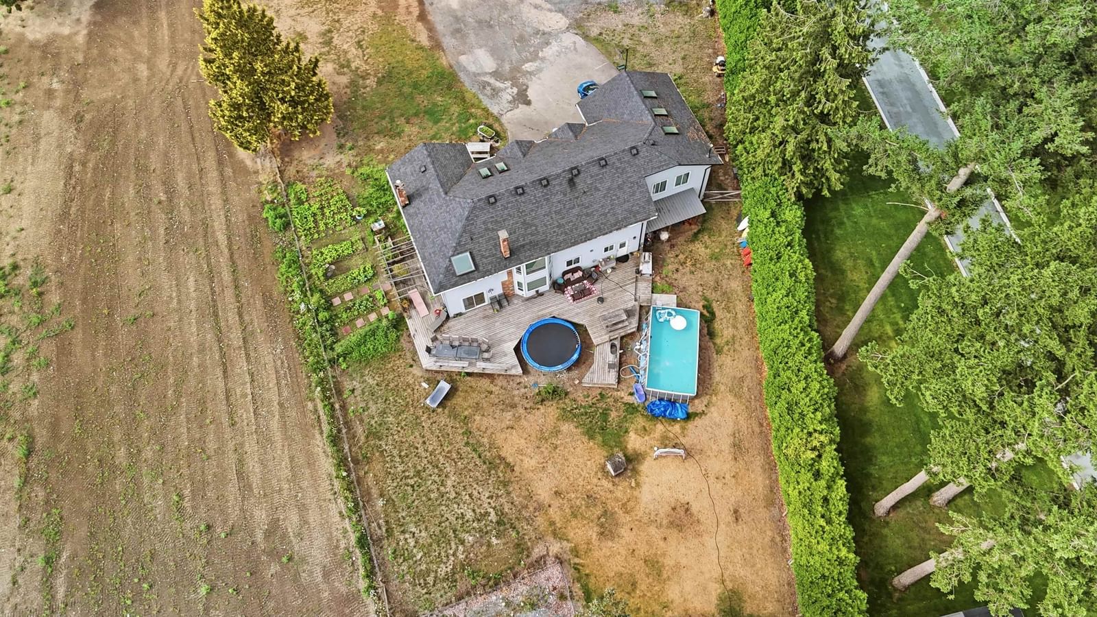Listing Image 26