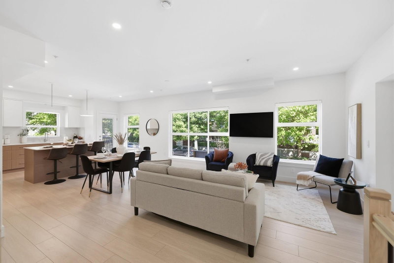 602 - 2427 Mary Hill Road