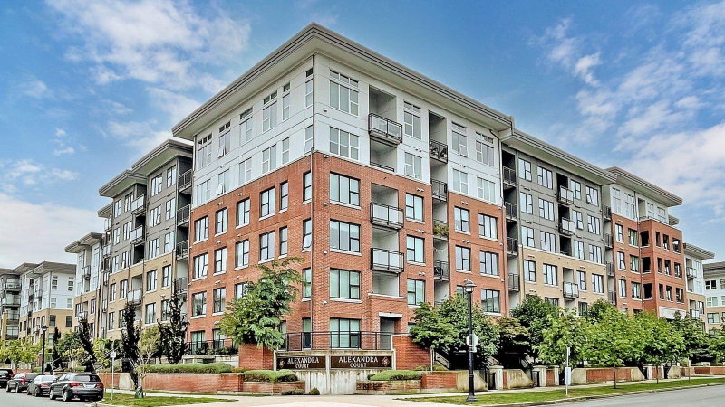 405 - 9388 Tomicki Avenue