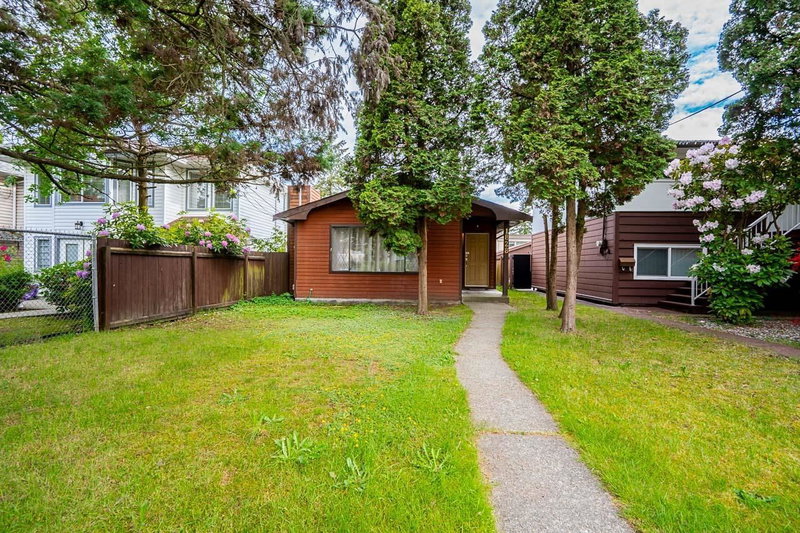 1828 Prairie Avenue