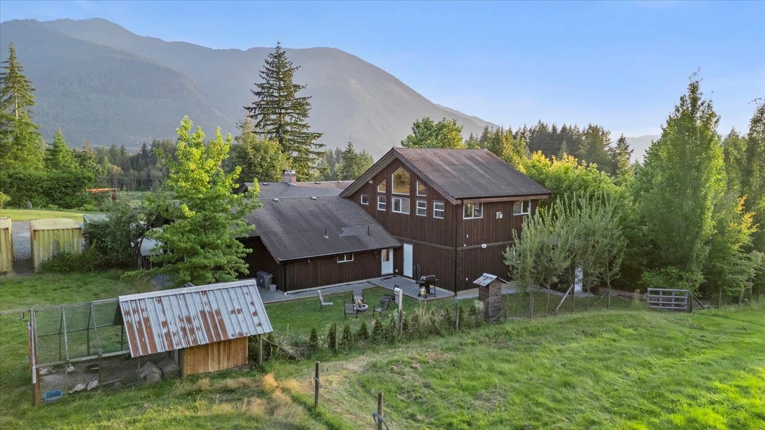 Listing Image 5
