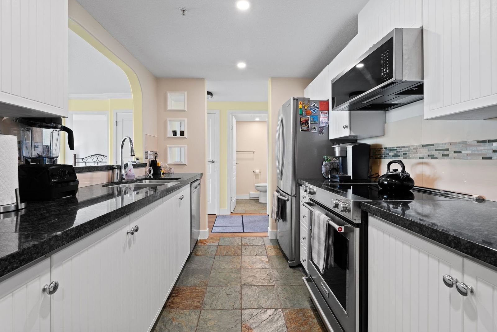 Listing Image 14