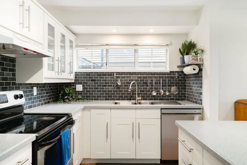 22 - 795 Noons Creek Drive