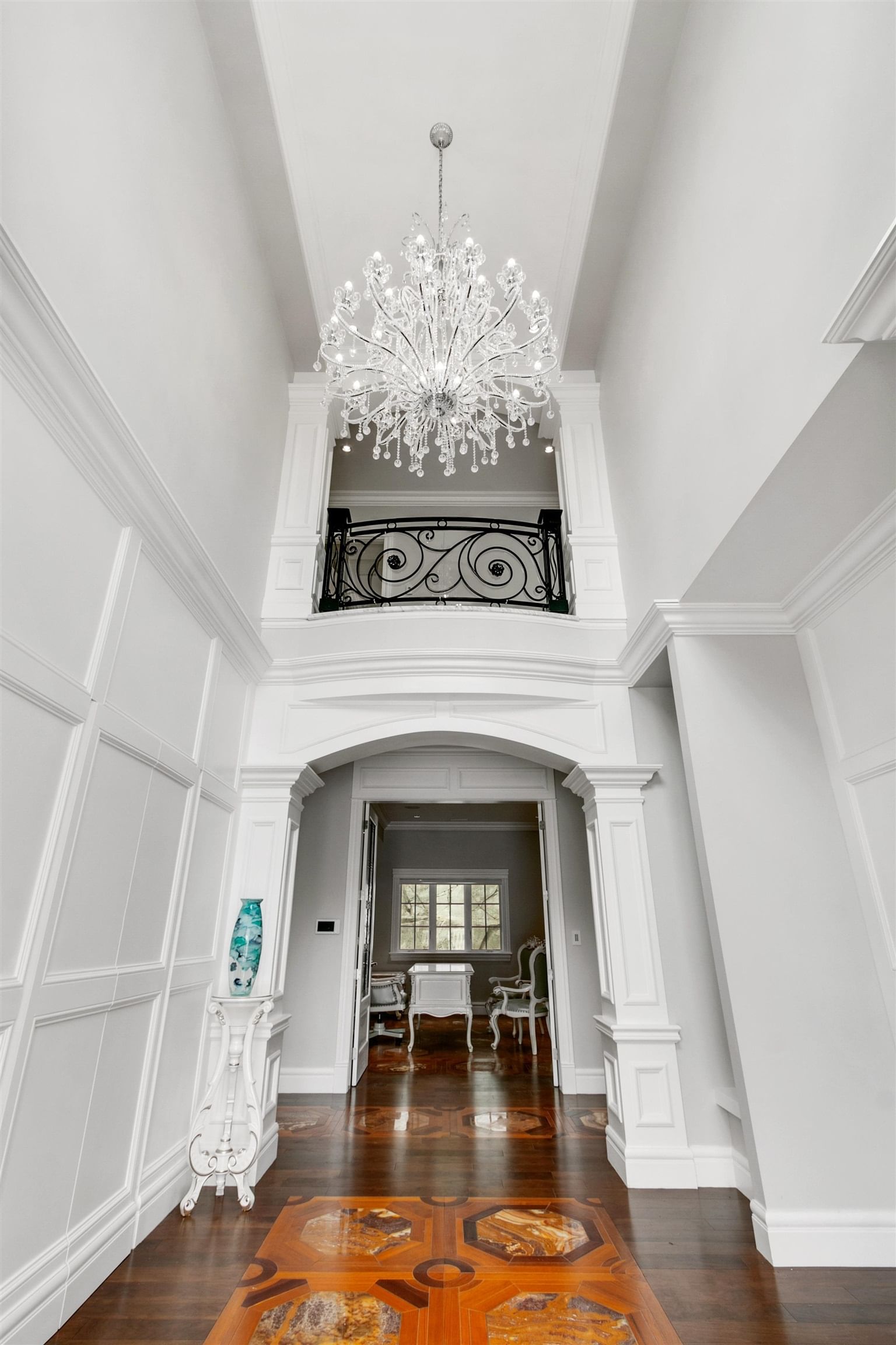 Listing Image 6