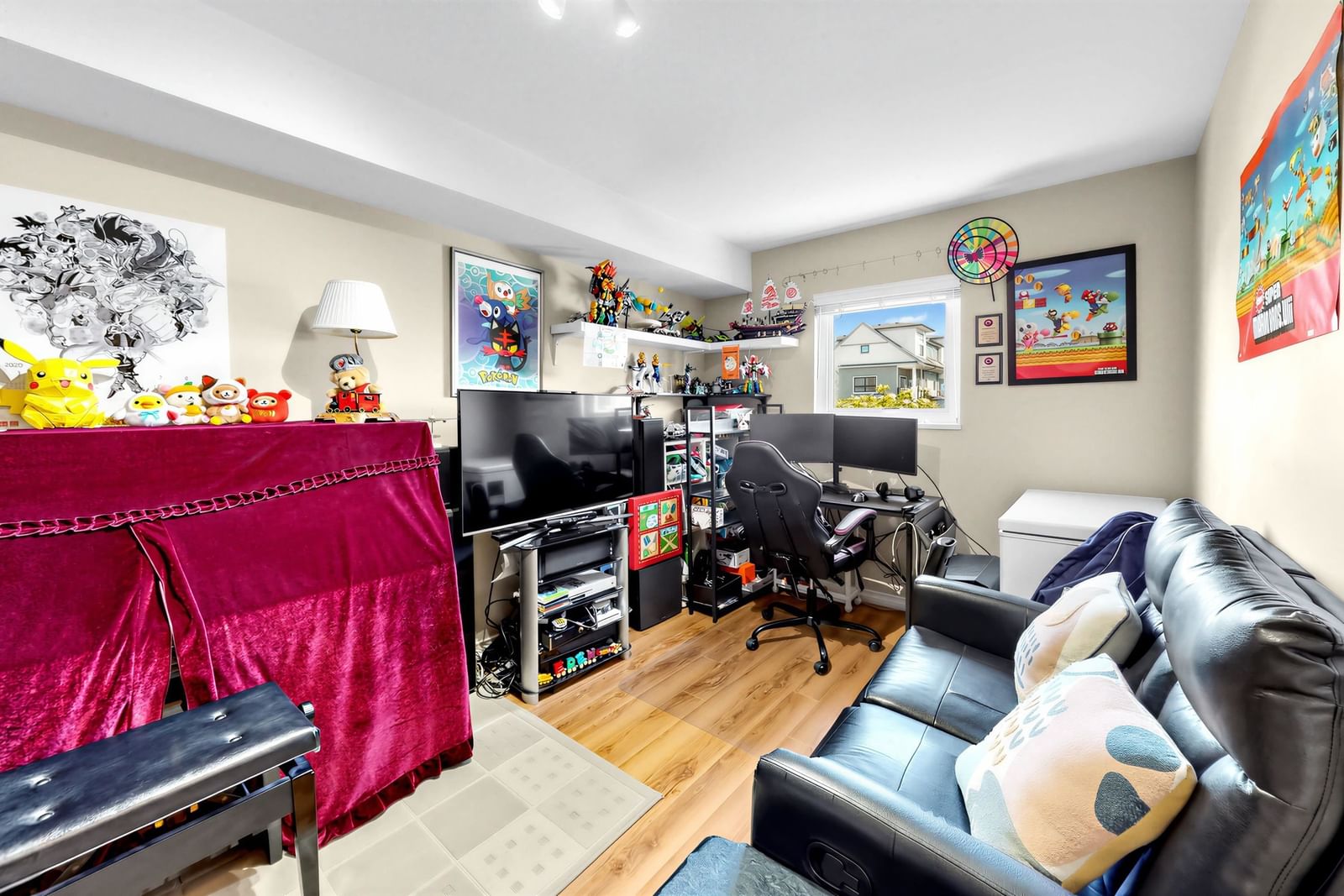 Listing Image 19