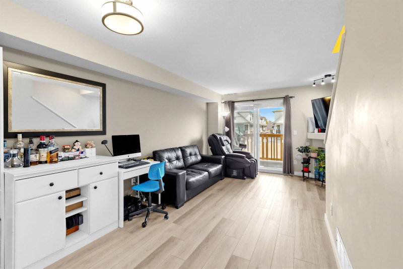 19 - 7100 Lynnwood Drive