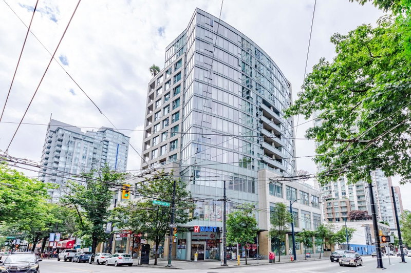 906 - 822 Seymour Street