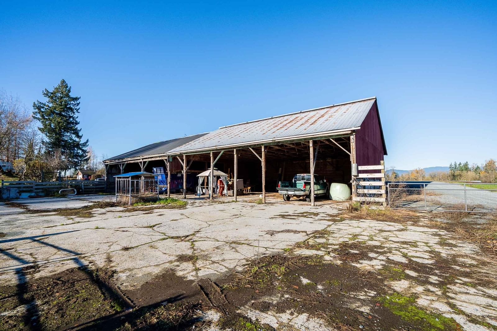 Listing Image 8