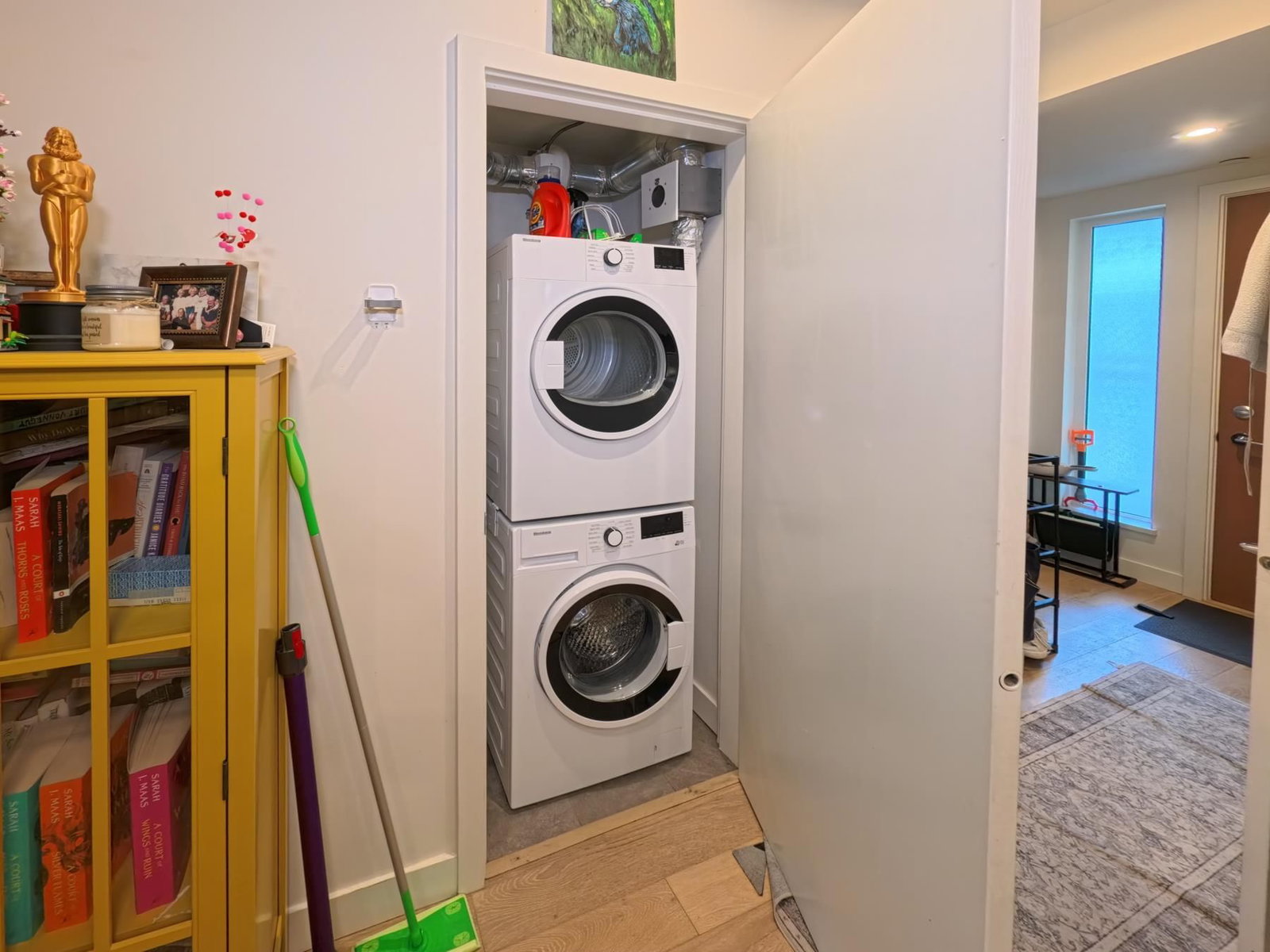 Listing Image 14
