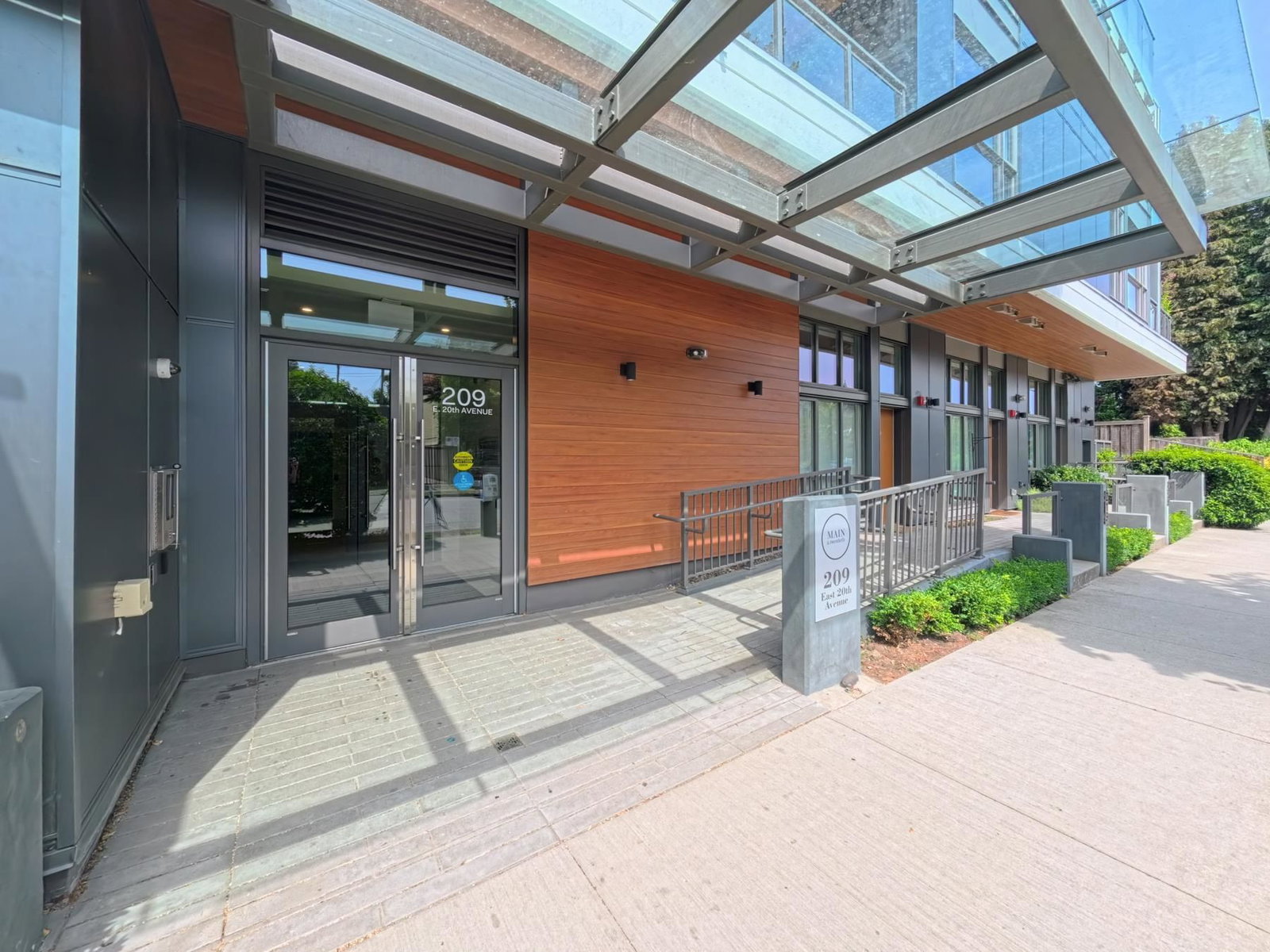Listing Image 21
