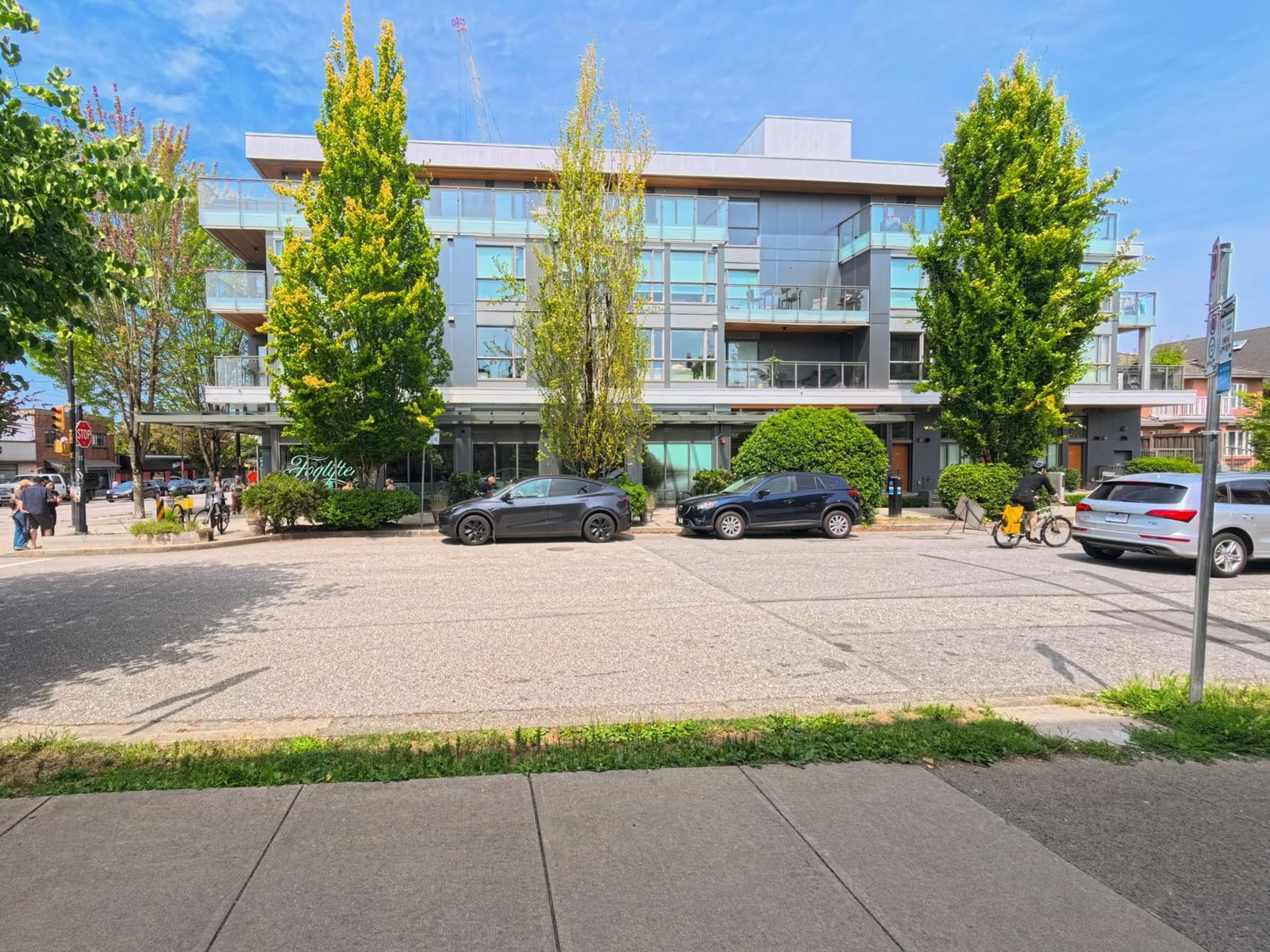 Listing Image 23
