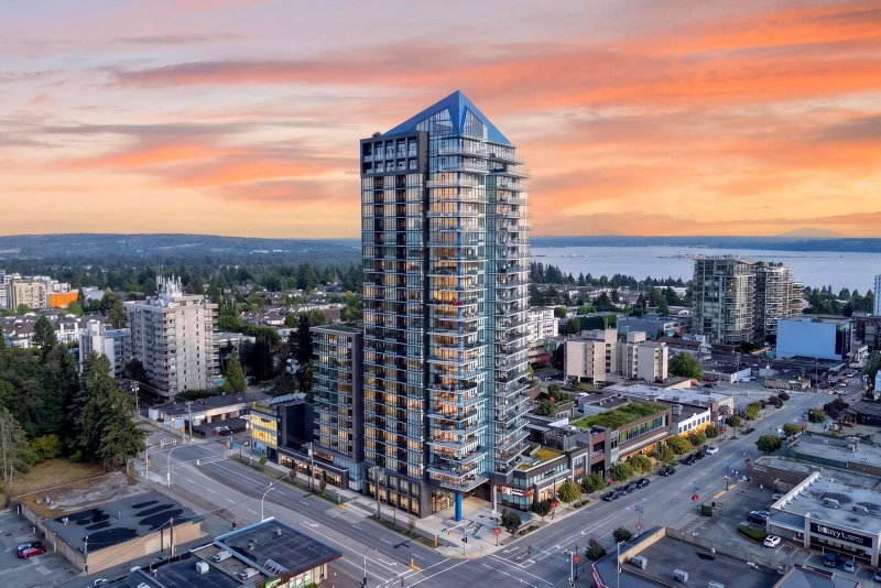 2404 - 1588 Johnston Road