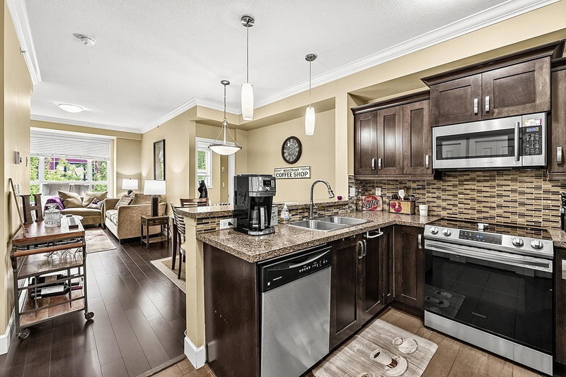 411 - 13897 Fraser Highway
