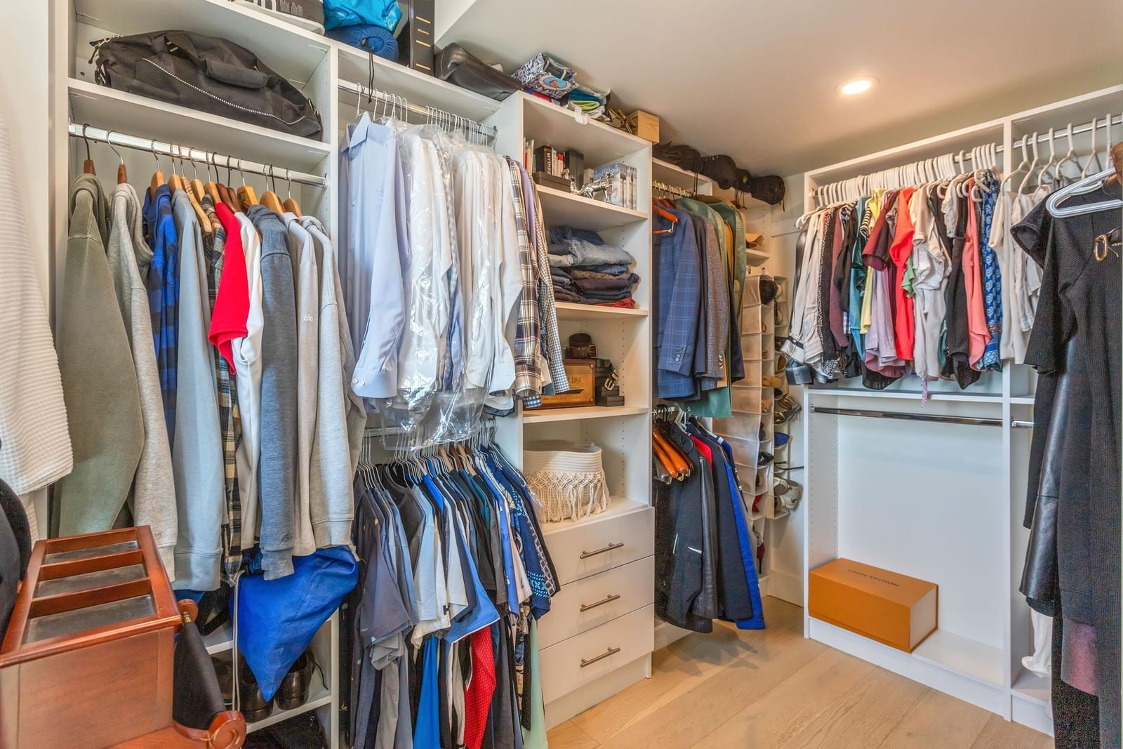 Listing Image 17