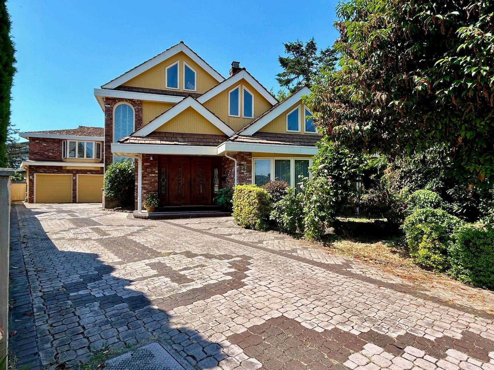 Listing Image 3