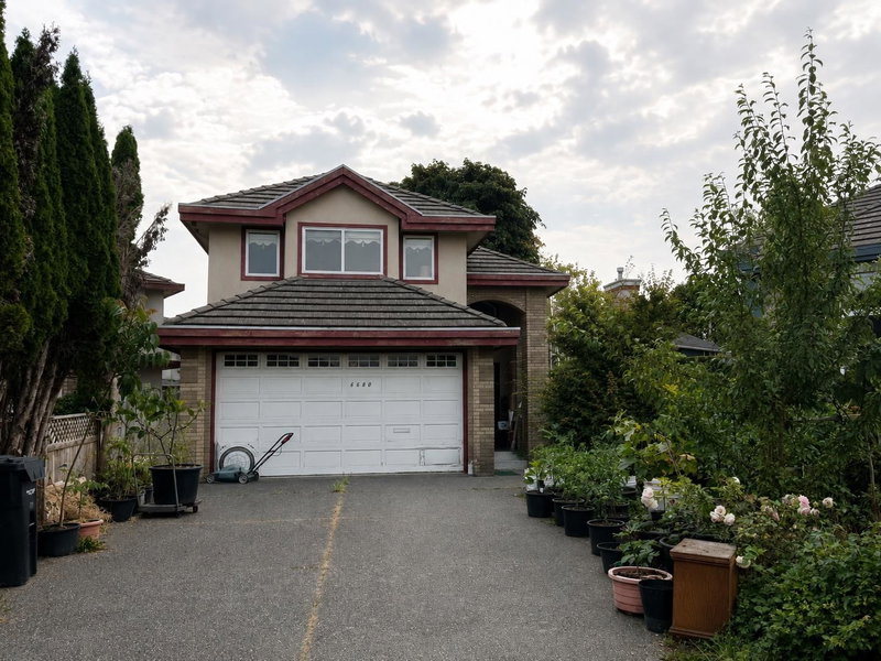 6680 Magnolia Drive